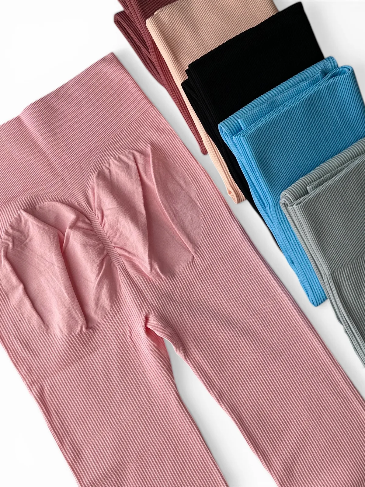 Modelujące Legginsy z efektem Push-up 4