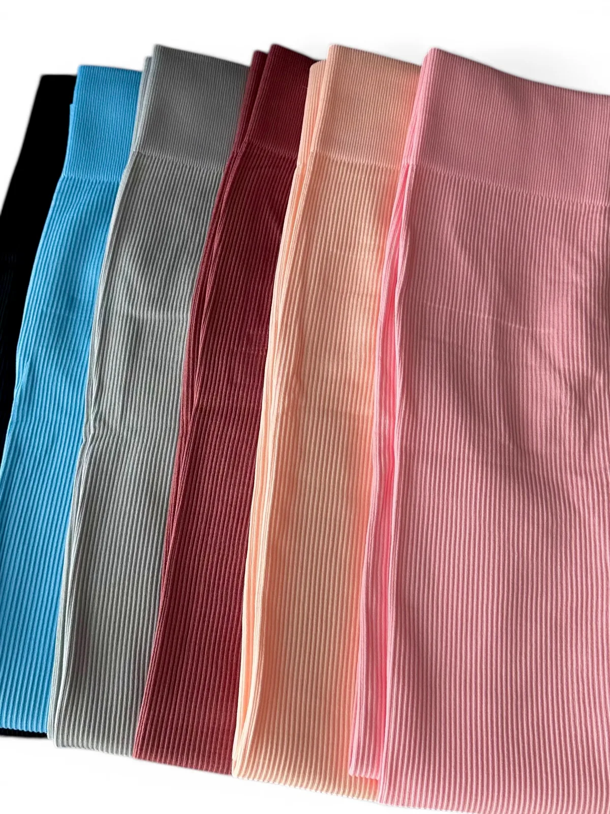 Modelujące Legginsy z efektem Push-up 9